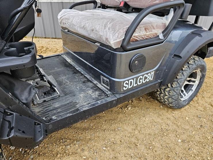 #5068-•-sdlanch-sdlgc80-electric-side-by-side-golf-cart-image-11