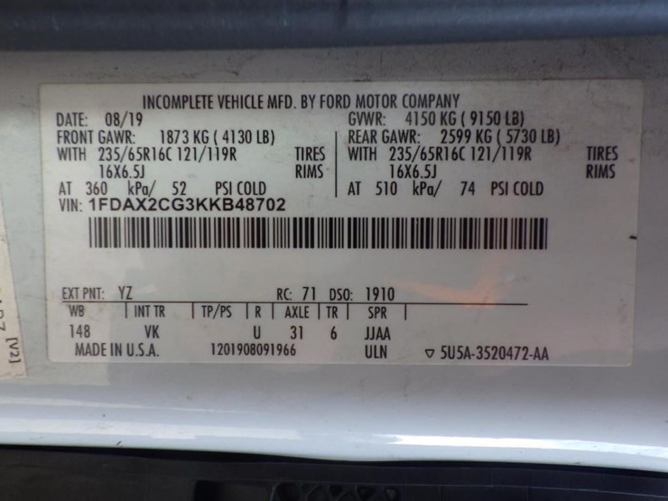 2019-ford-transit-image-16