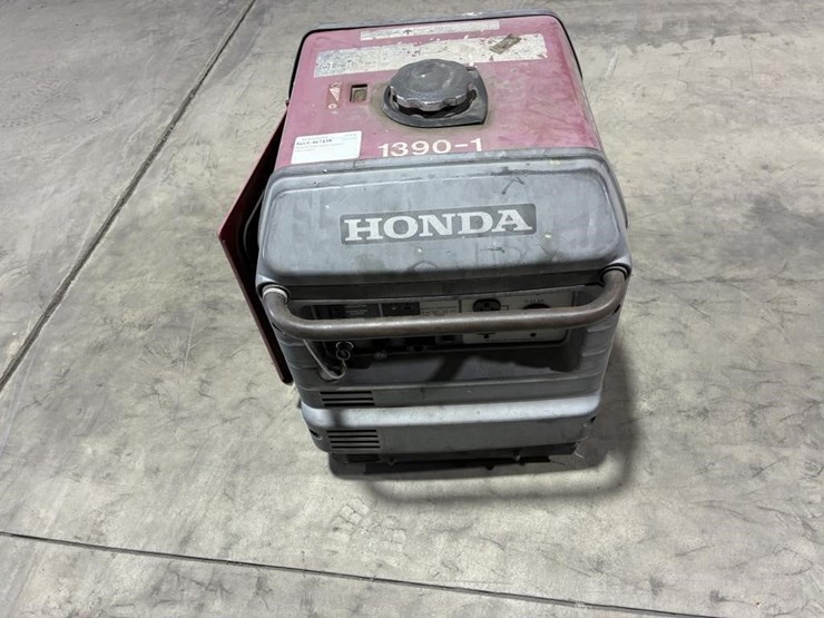 honda-eu3000is-image-5