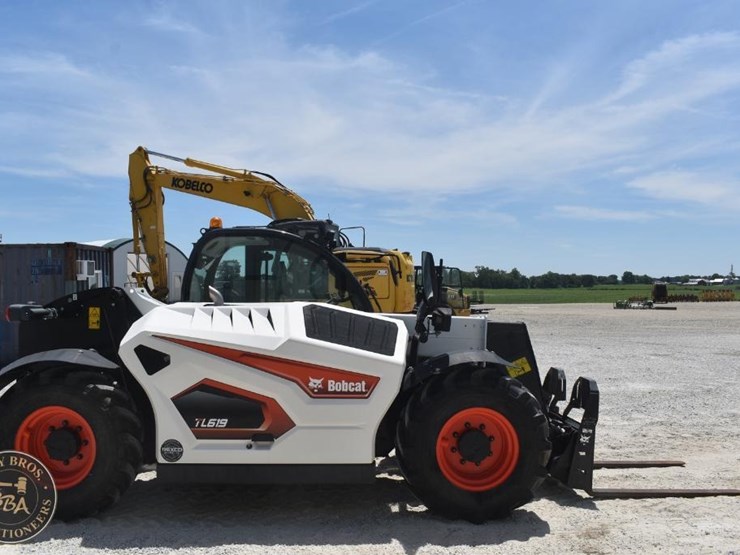 2024-bobcat-tl619-image-6