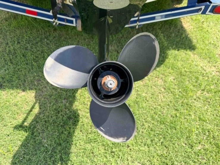 2000-glastron-17’-sx195-inboard-boat-image-9