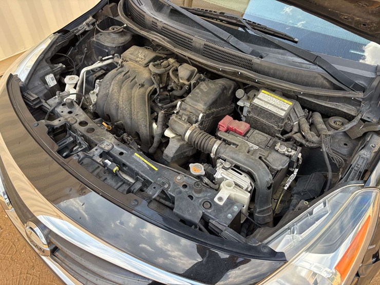 2019-nissan-versa-sedan-s-plus-(121,518-miles)-image-23