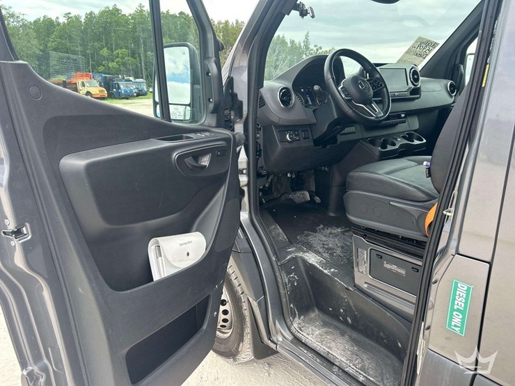 2021-mercedes-benz-sprinter-4500-image-20