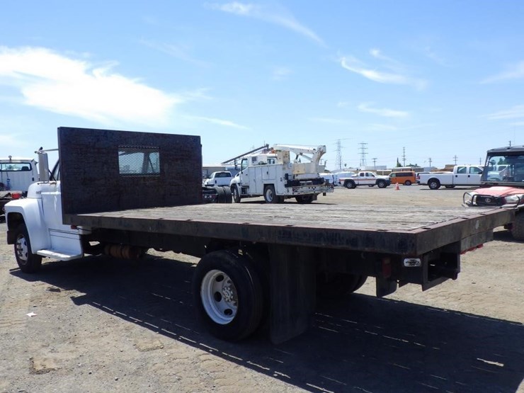 1984-ford-f650-image-4