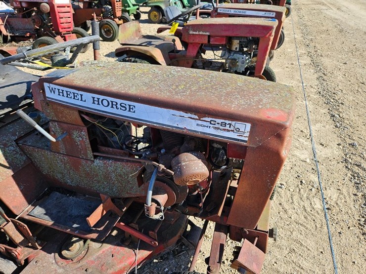 wheelhorse-c81-image-9