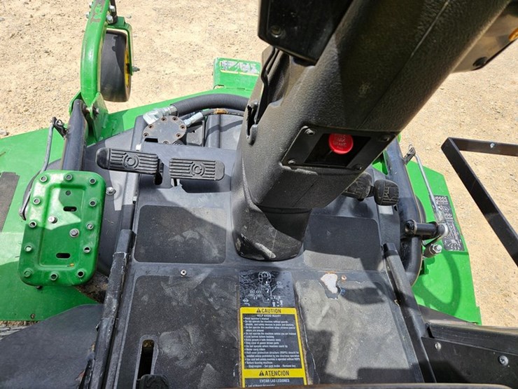 john-deere-1600-turbo-image-33