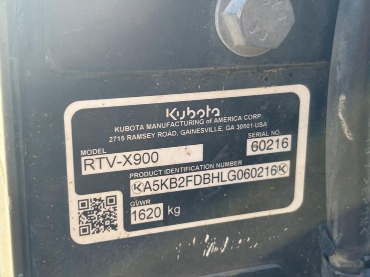 2020-kubota-rtv-x900-image-32