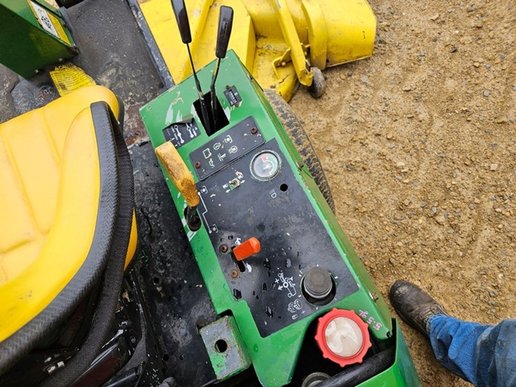 john-deere-f935-image-21
