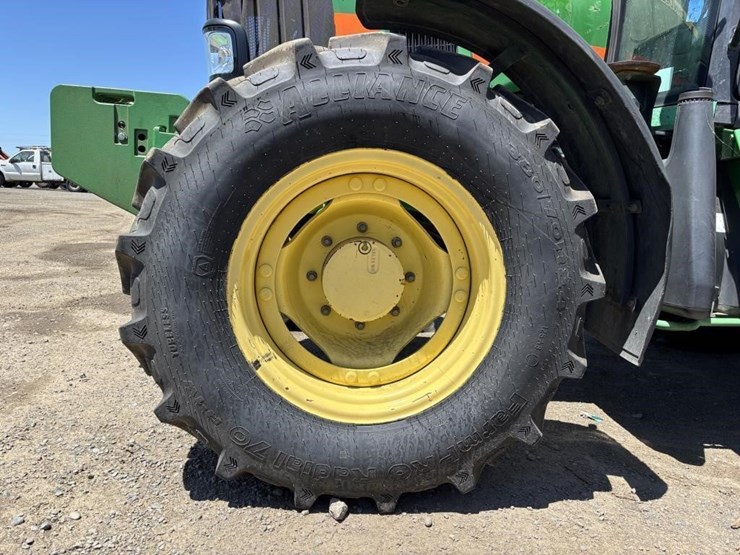 john-deere-6230-image-23