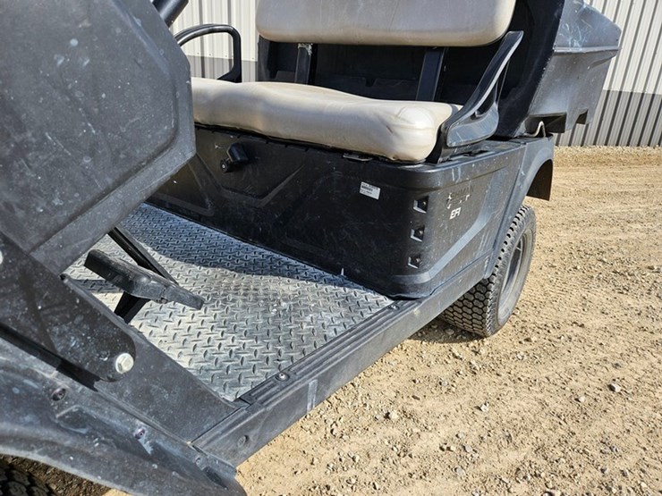 #5085-•-cushman-turf-truck-image-12