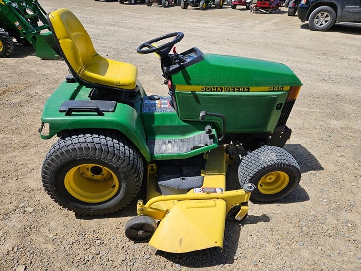 john-deere-445-image-6