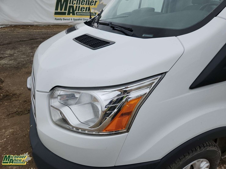 2017-ford-transit-image-22