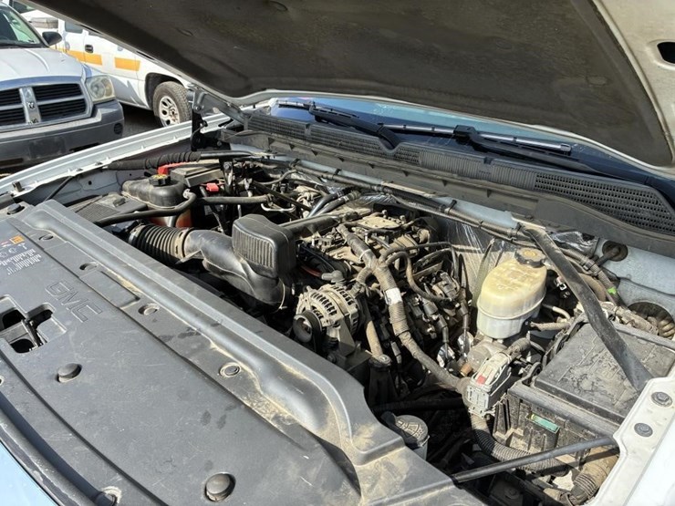 2015-gmc-3500hd-image-7
