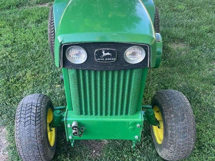 1968-john-deere-140-image-3