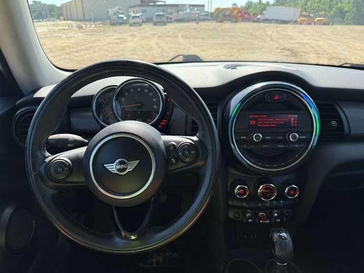 2007-mini-cooper-2-door-convertible-(90,163-miles)-image-21