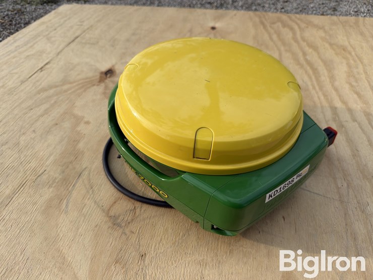 john-deere-7000-image-7