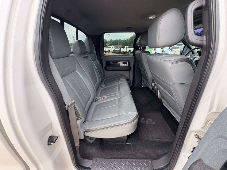 2012-ford-f150-platinum-image-19