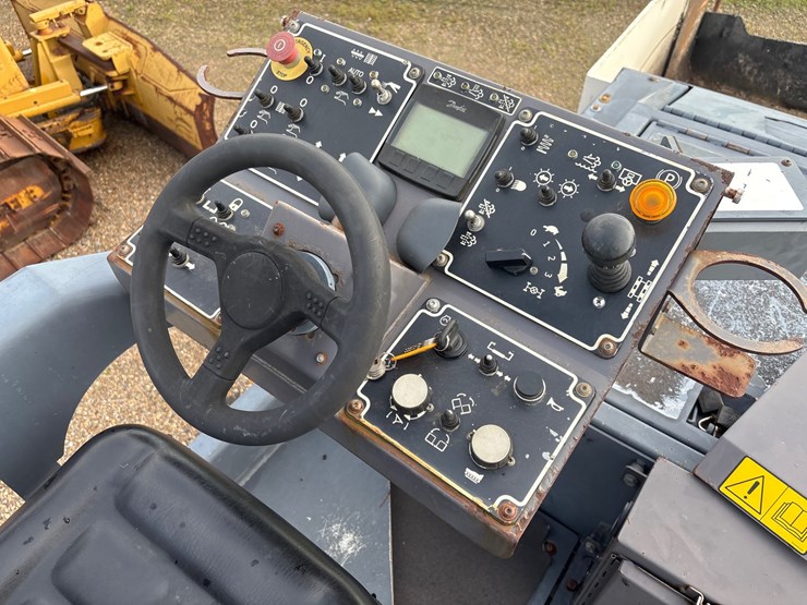 2020-dynapac-f1000t-image-5