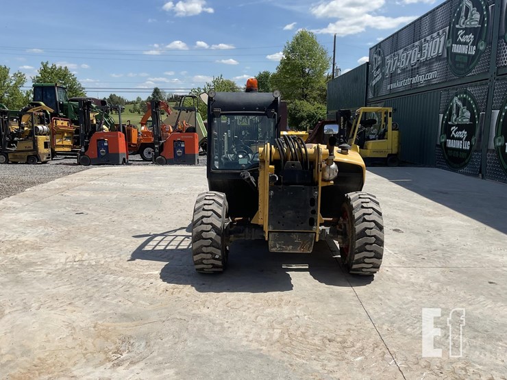 2015-caterpillar-th255c-image-3
