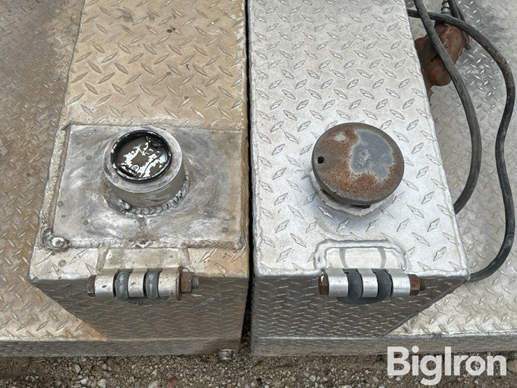 portable-l-shaped-fuel-tanks-image-13