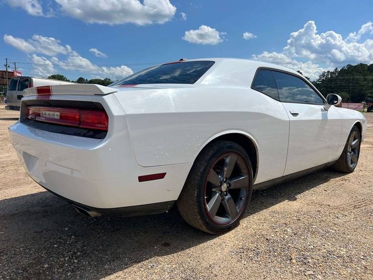 2013-dodge-challenger-rallye-redline-2d-coupe,-(-183,296-miles)-image-3