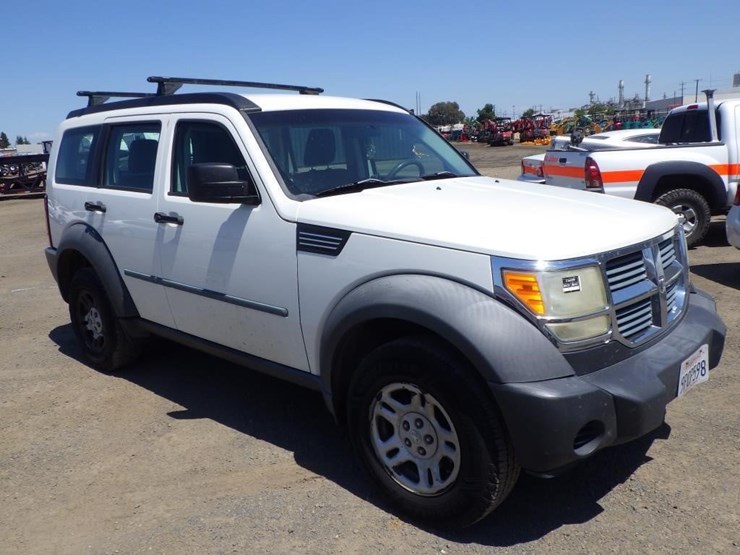 2008-dodge-nitro-image-2