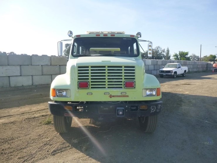 1990-international-4900-image-48