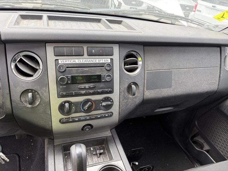 2009-ford-expedition-el-xlt-image-17