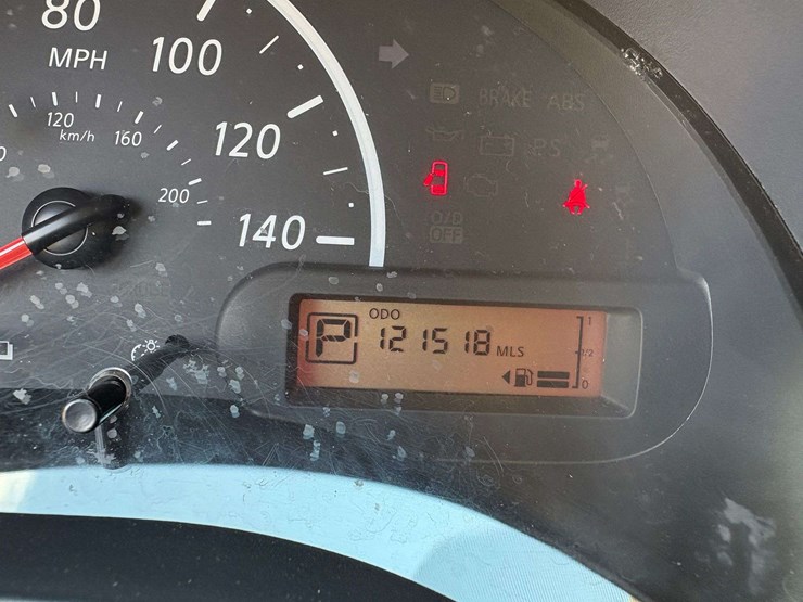 2019-nissan-versa-sedan-s-plus-(121,518-miles)-image-25
