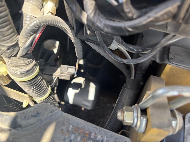 2020-caterpillar-2c6000-image-36