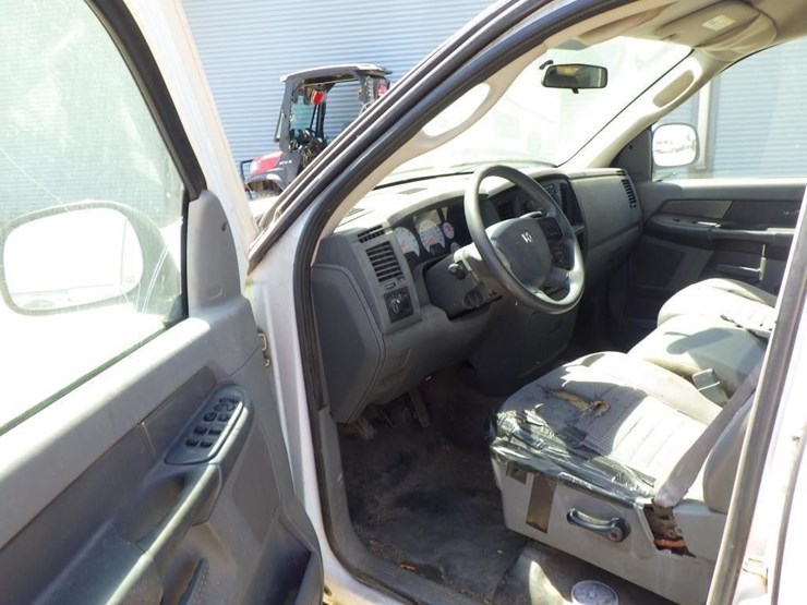 2006-dodge-ram-1500-image-5
