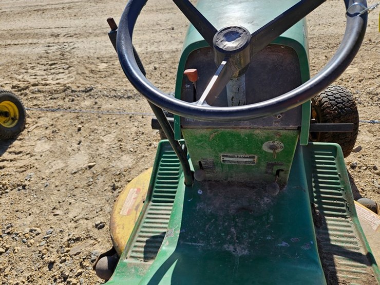 john-deere-111-image-11