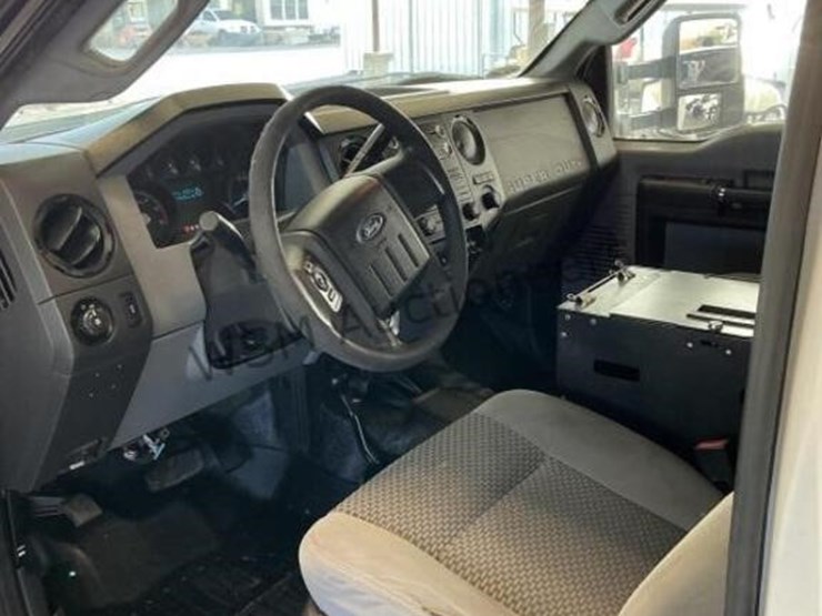 2015-ford-f450-image-24