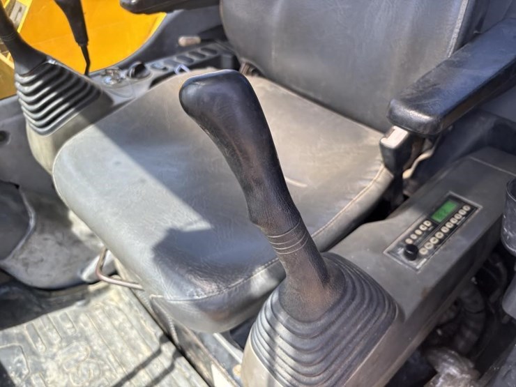 komatsu-pc78us-8-image-28