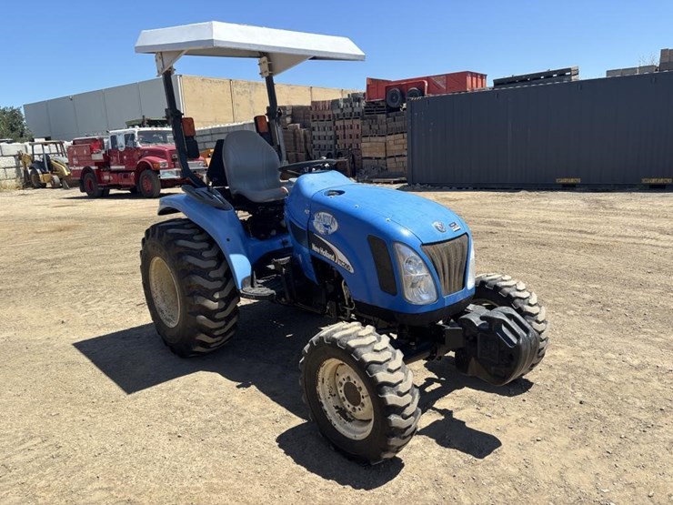 new-holland-tc29da-image-2