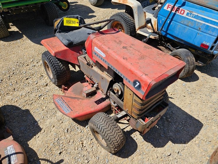 massey-ferguson-7-image-7