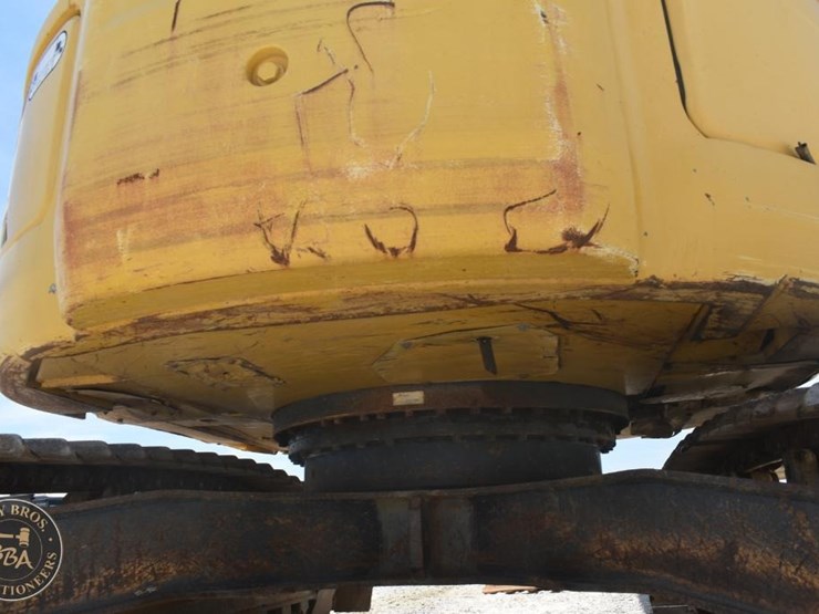 2014-kobelco-sk260sr-lc-3-image-47
