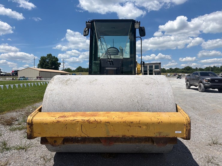 caterpillar-cs-563e-image-2