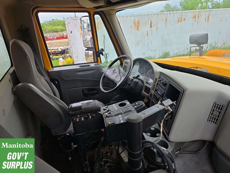 2008-international-workstar-7600-image-29