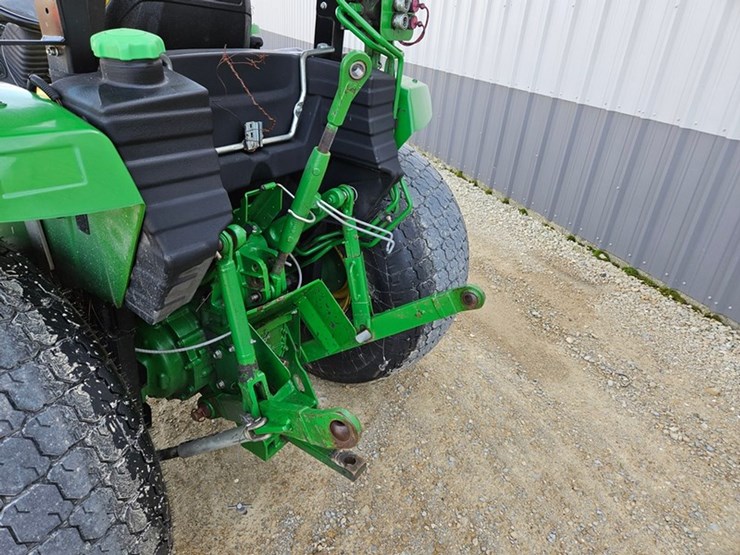 john-deere-4066r-image-17