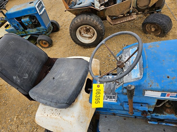 ford-tractor-image-11