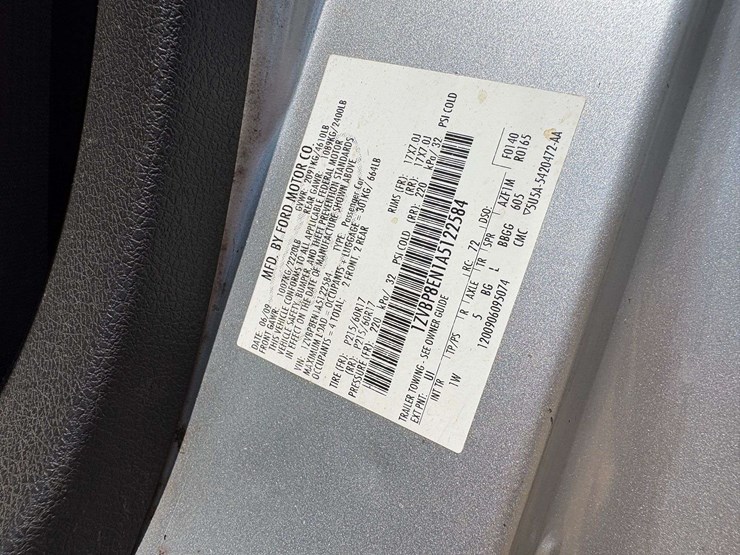 2010-ford-mustang-2-door-convertible-(117,578-miles)-image-19