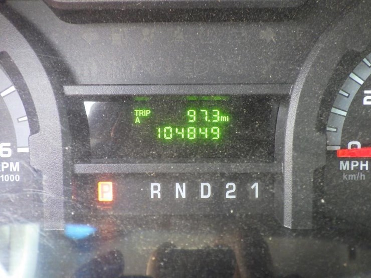 2011-ford-cargo-image-13
