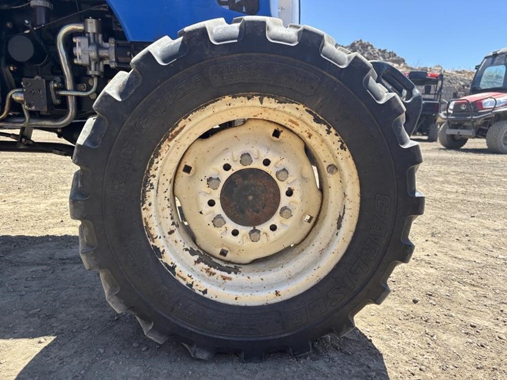 new-holland-tc29da-image-16