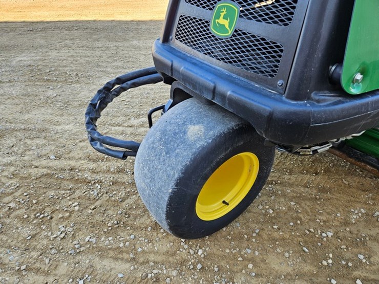 john-deere-6080a-image-16