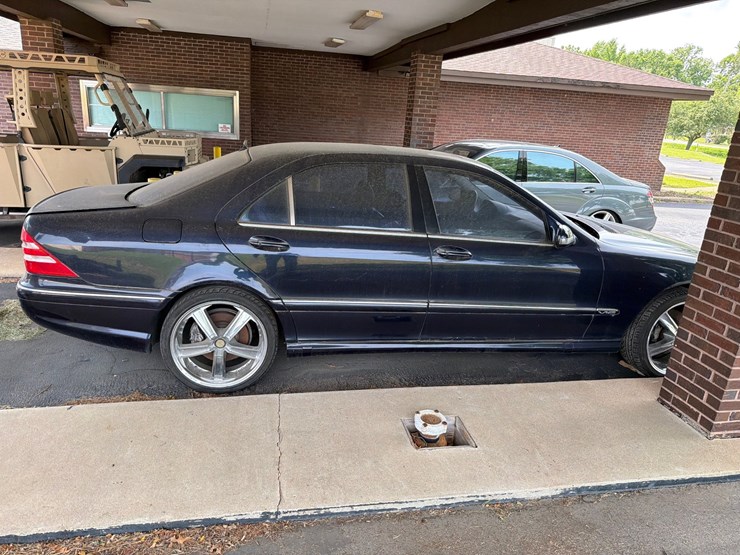 #22732-•-2002-mercedes-benz-s-class-passenger-car-image-6