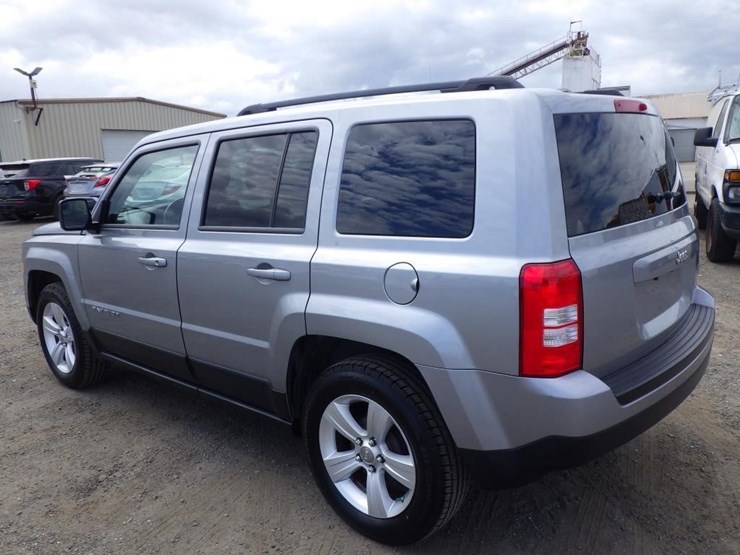 2014-jeep-patriot-image-4