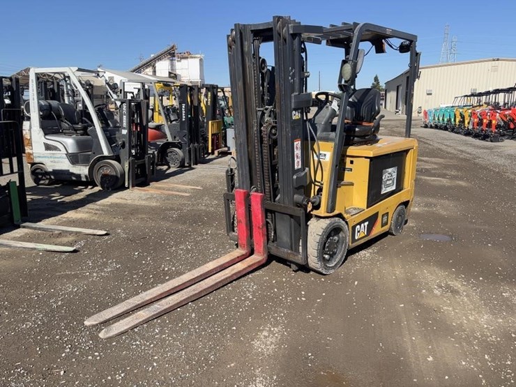 caterpillar-ec30n2-image-1
