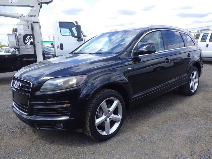 2009-audi-q7-image-1