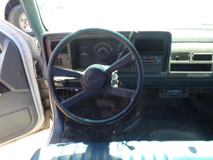 1990-chevrolet-2500-image-7